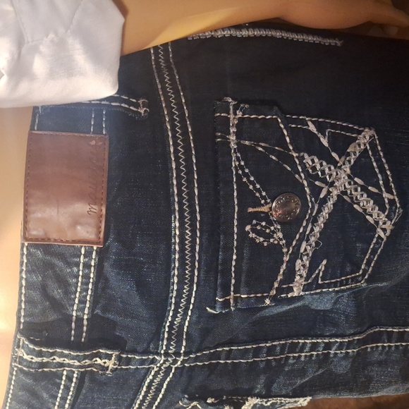 Nwot Maurices denim skirt size 5/6 18"long - Picture 3 of 3